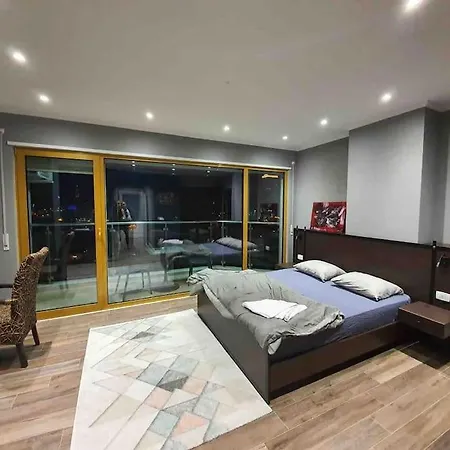 Apartman Studio In The Center With A Beautiful View. Tirana